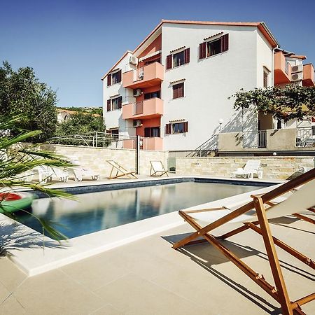 Apartments Martina Primošten المظهر الخارجي الصورة