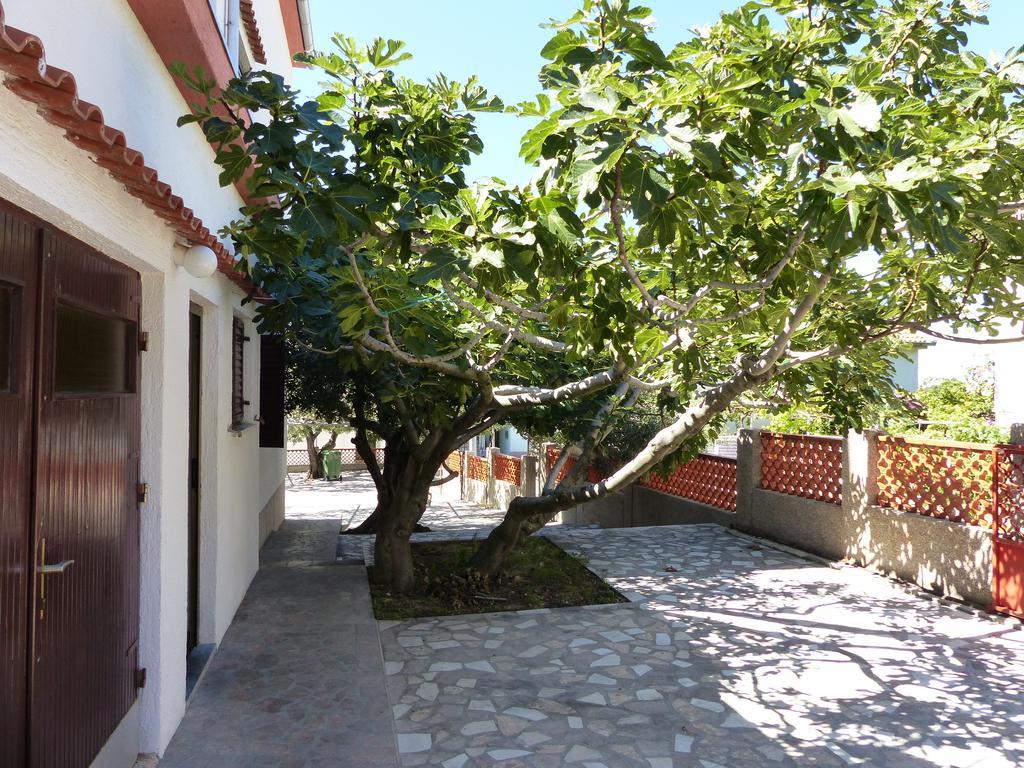Apartments Martina Primošten المظهر الخارجي الصورة