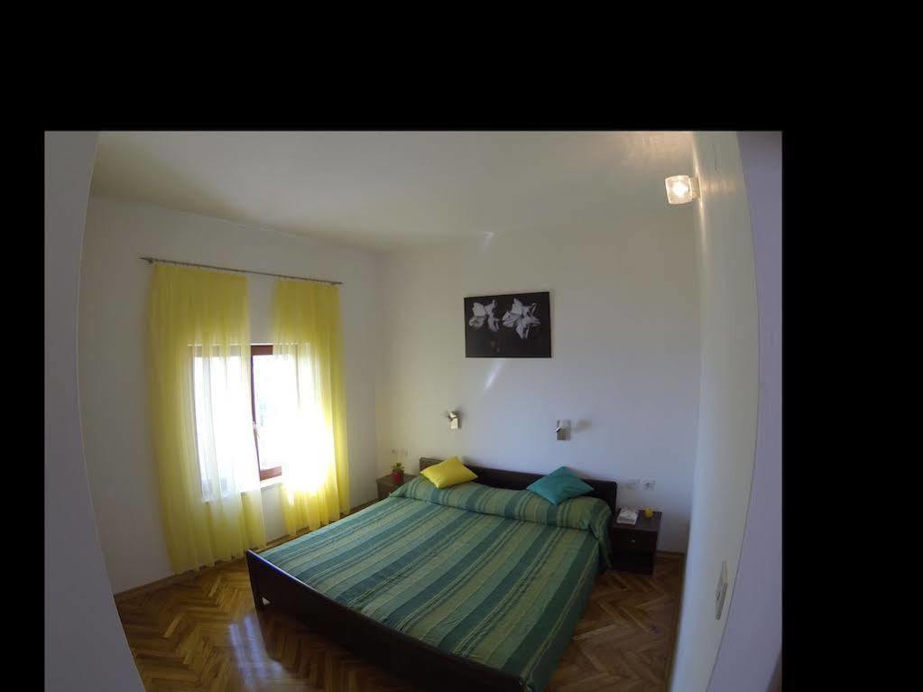 Apartments Martina Primošten المظهر الخارجي الصورة